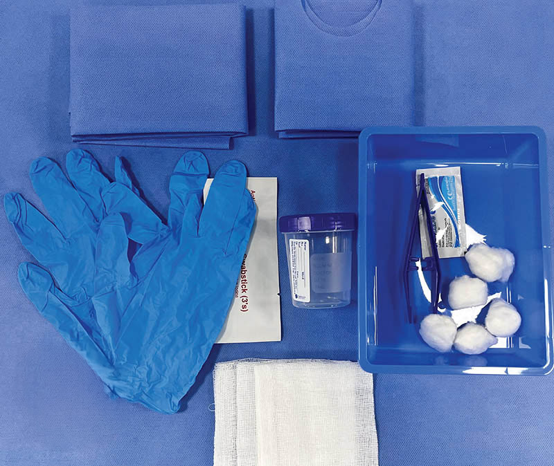 URETHRAL CATHETERISATION TRAY